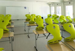 Klassenzimmer 2 2